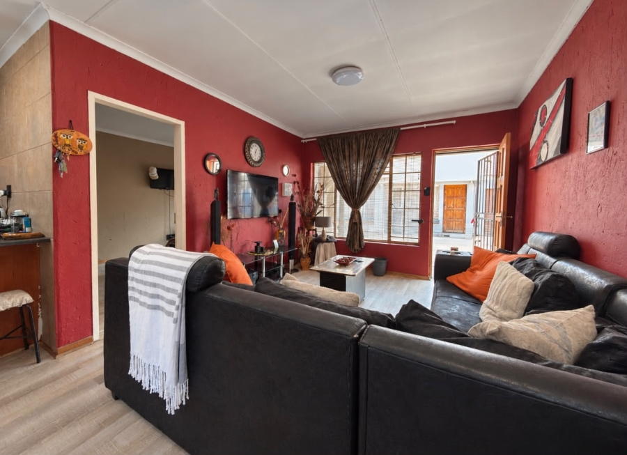2 Bedroom Property for Sale in Brakpan Central Gauteng