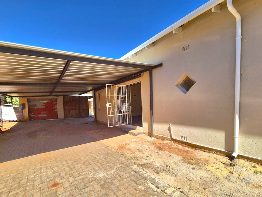 To Let 5 Bedroom Property for Rent in Brenthurst Gauteng
