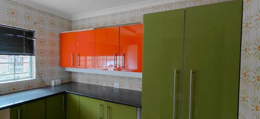 To Let 5 Bedroom Property for Rent in Lakefield Gauteng