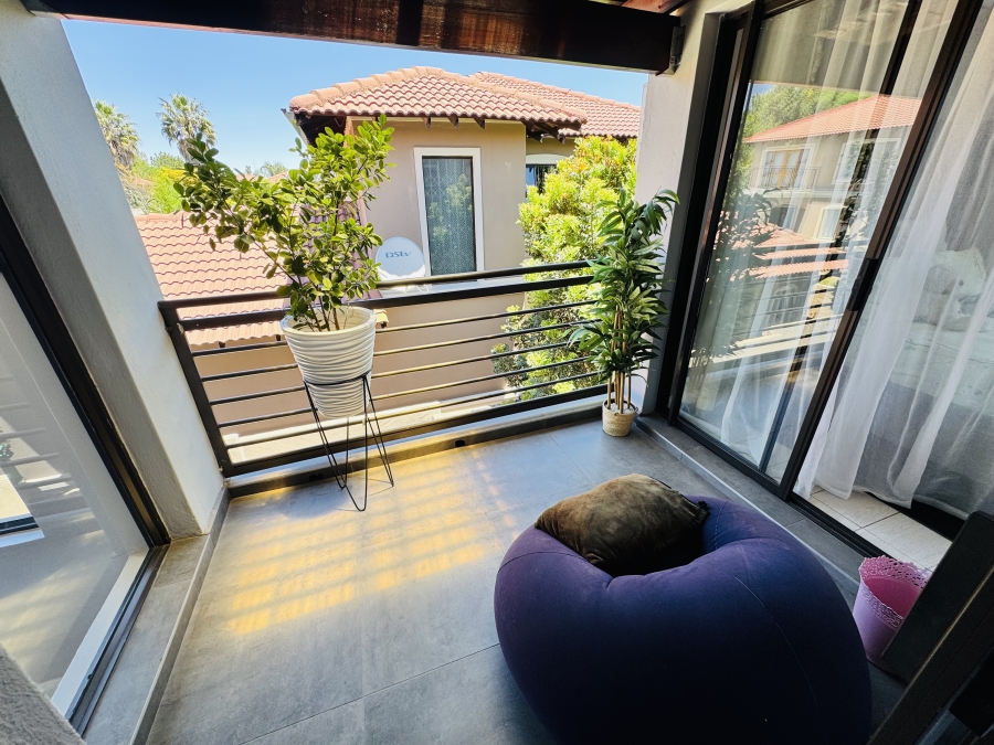 4 Bedroom Property for Sale in Maroeladal Gauteng