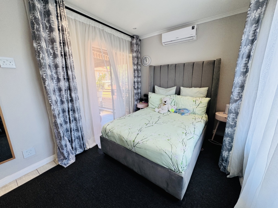 4 Bedroom Property for Sale in Maroeladal Gauteng