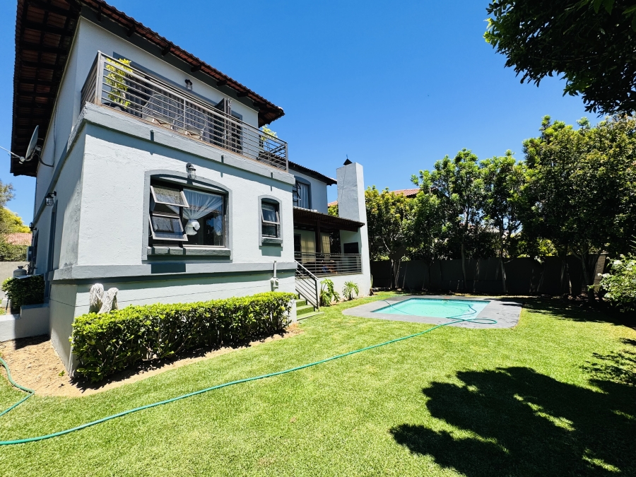 4 Bedroom Property for Sale in Maroeladal Gauteng