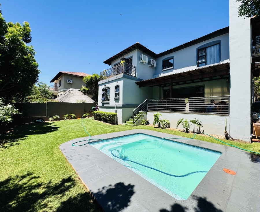 4 Bedroom Property for Sale in Maroeladal Gauteng