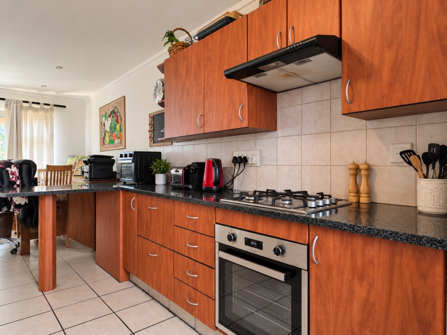 2 Bedroom Property for Sale in Darrenwood Gauteng