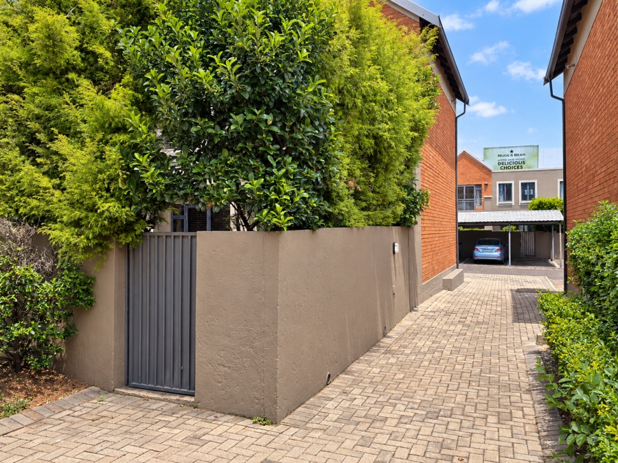 2 Bedroom Property for Sale in Darrenwood Gauteng