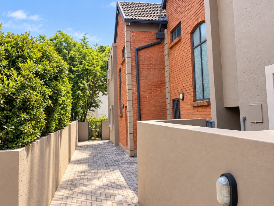 2 Bedroom Property for Sale in Darrenwood Gauteng