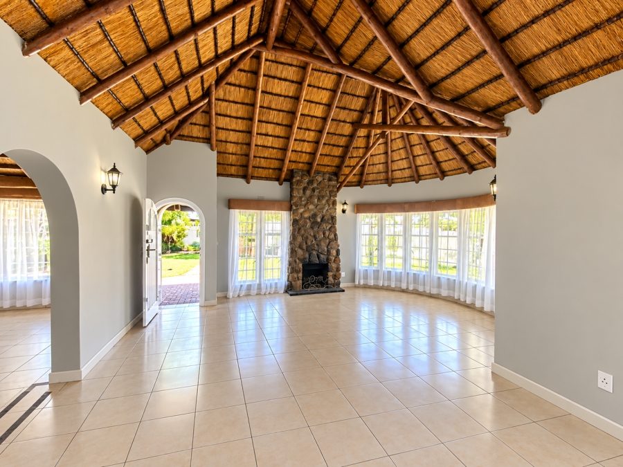 To Let 3 Bedroom Property for Rent in Croydon Gauteng