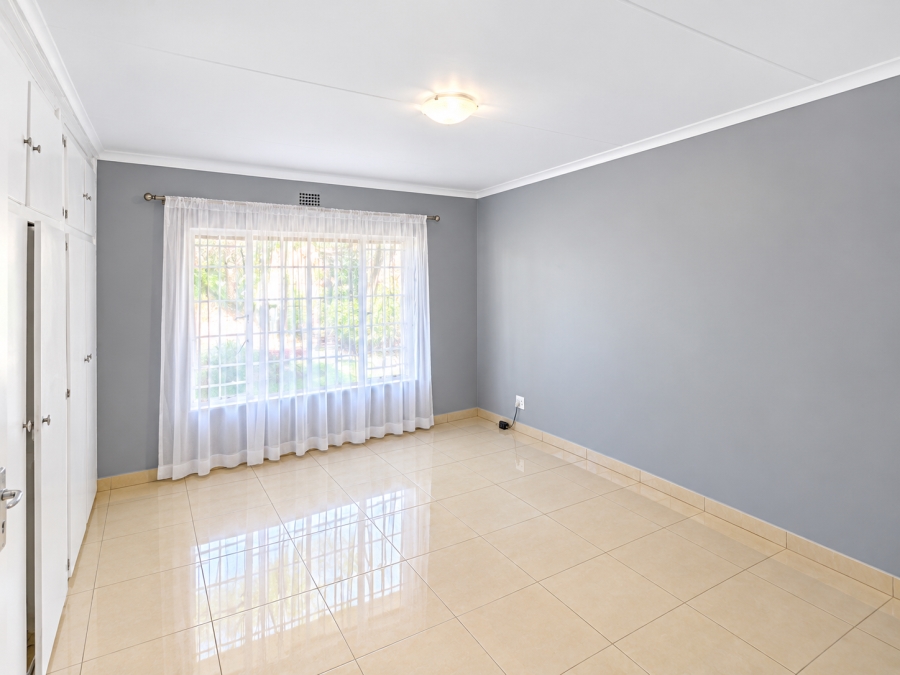 To Let 3 Bedroom Property for Rent in Croydon Gauteng