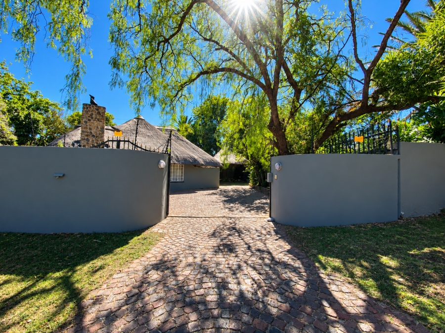 To Let 3 Bedroom Property for Rent in Croydon Gauteng