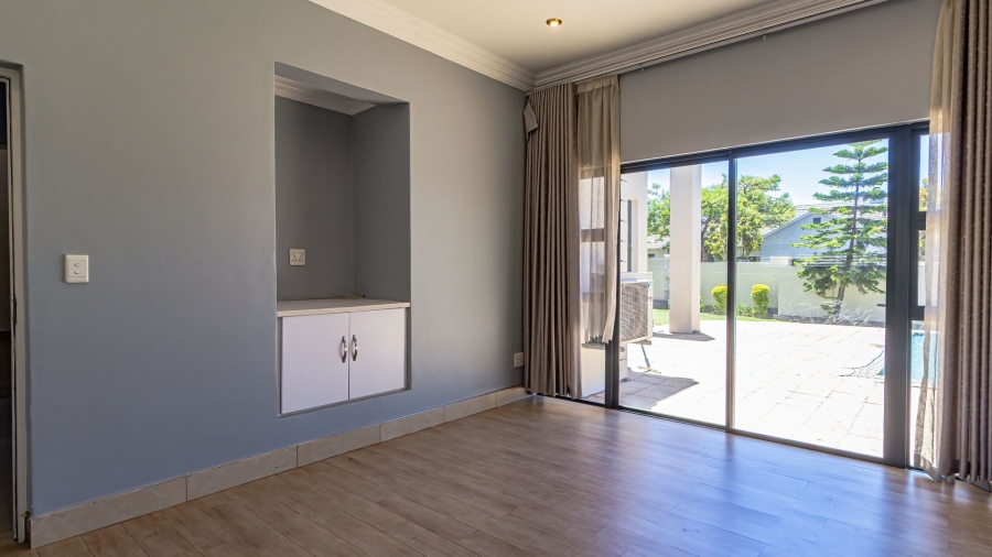 To Let 4 Bedroom Property for Rent in Midlands Estate Gauteng