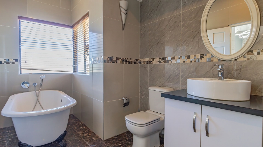 To Let 4 Bedroom Property for Rent in Midlands Estate Gauteng