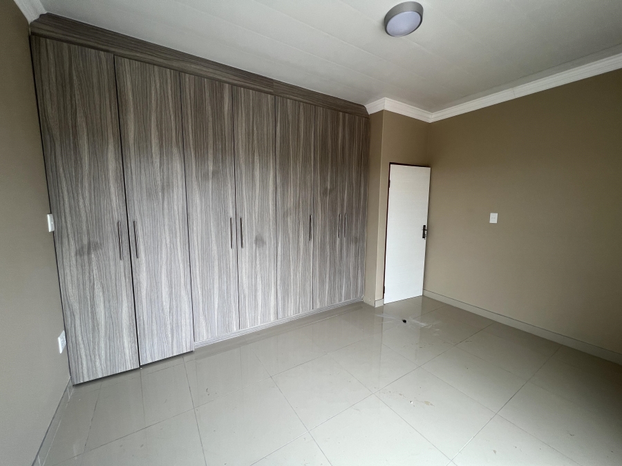 To Let 3 Bedroom Property for Rent in Erasmia Gauteng