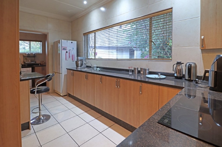 To Let 3 Bedroom Property for Rent in Bryanston Gauteng