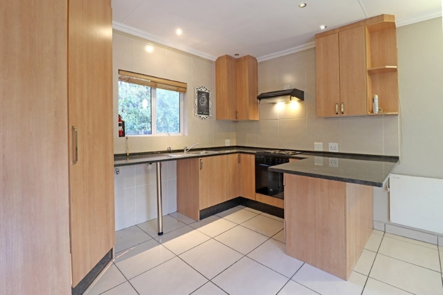 To Let 3 Bedroom Property for Rent in Bryanston Gauteng
