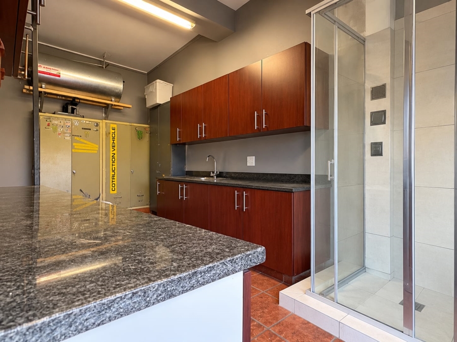 3 Bedroom Property for Sale in Roodekrans Gauteng