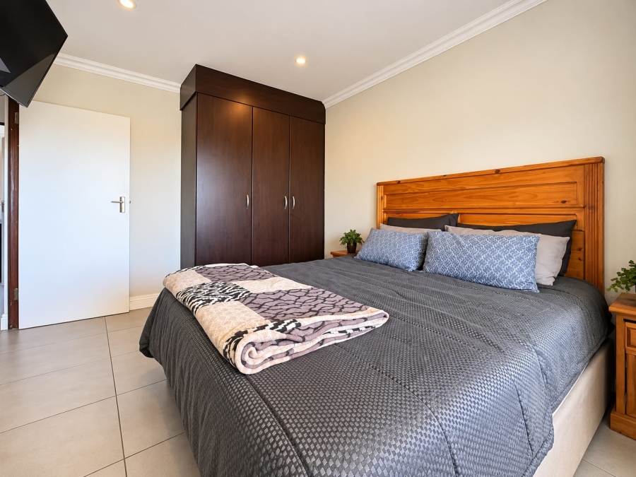 3 Bedroom Property for Sale in Roodekrans Gauteng