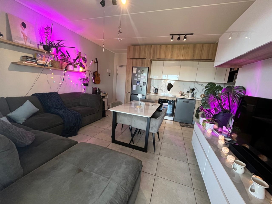 1 Bedroom Property for Sale in Waterfall Gauteng