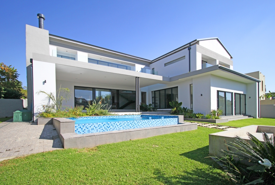 5 Bedroom Property for Sale in Waterfall Country Estate Gauteng