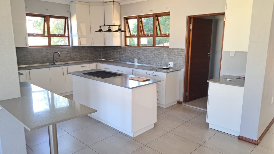 3 Bedroom Property for Sale in Homes Haven Gauteng