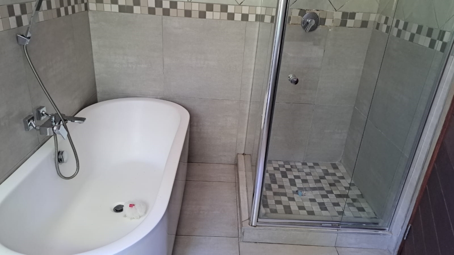 3 Bedroom Property for Sale in Homes Haven Gauteng