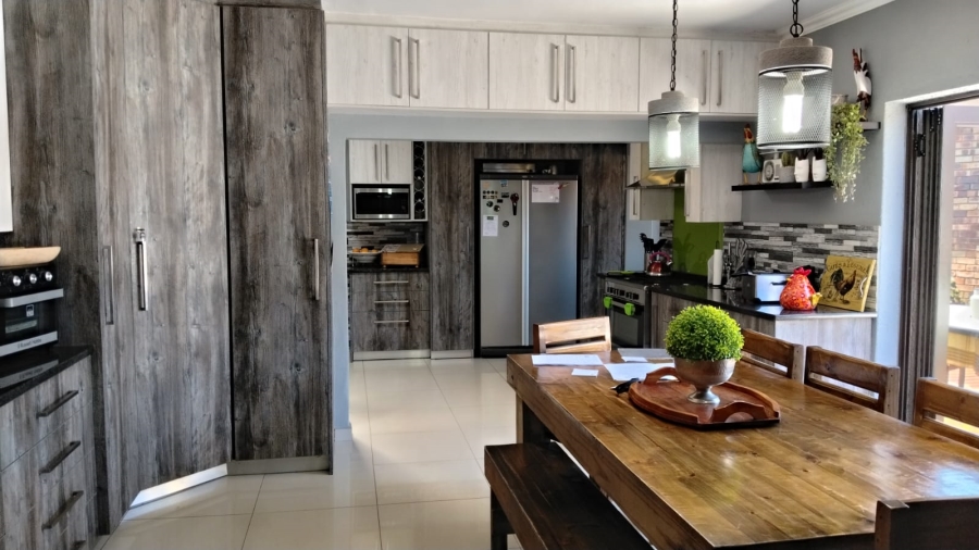 4 Bedroom Property for Sale in Kenmare Gauteng