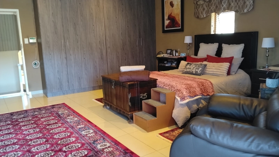 4 Bedroom Property for Sale in Kenmare Gauteng
