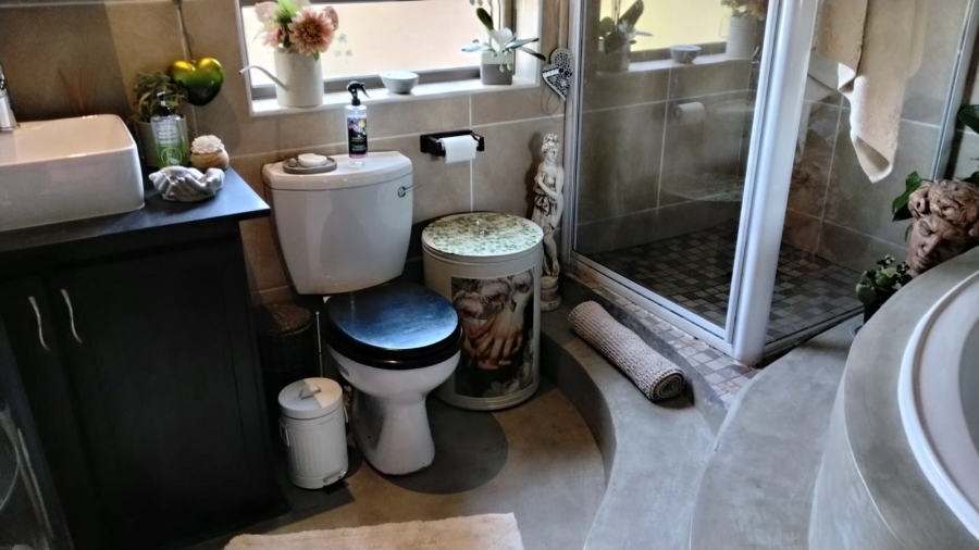 4 Bedroom Property for Sale in Kenmare Gauteng