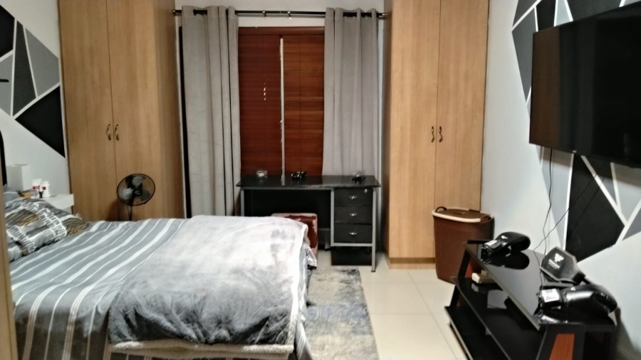 4 Bedroom Property for Sale in Kenmare Gauteng