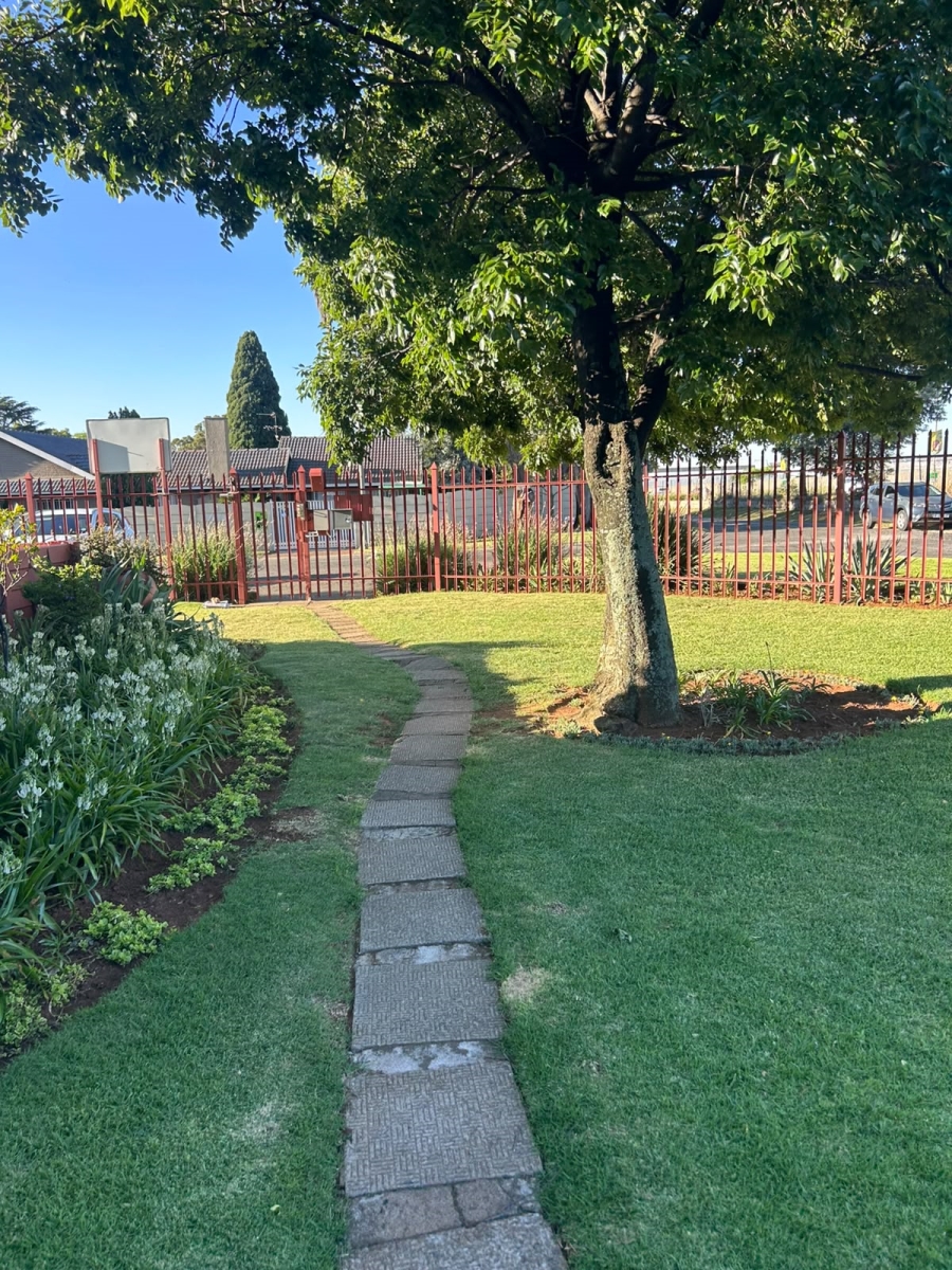 1 Bedroom Property for Sale in Croydon Gauteng