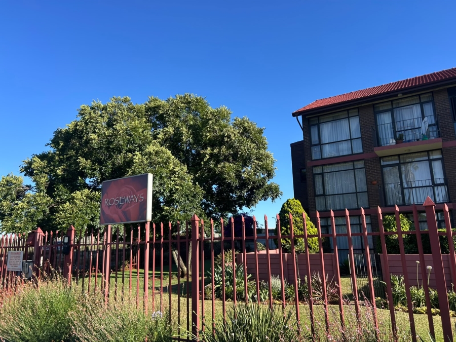 1 Bedroom Property for Sale in Croydon Gauteng