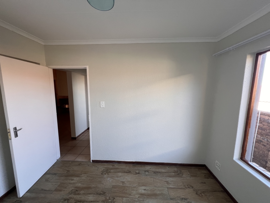 To Let 3 Bedroom Property for Rent in Meyersdal Gauteng