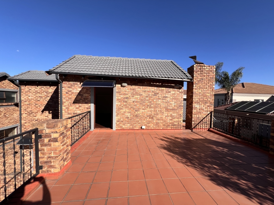 To Let 3 Bedroom Property for Rent in Meyersdal Gauteng