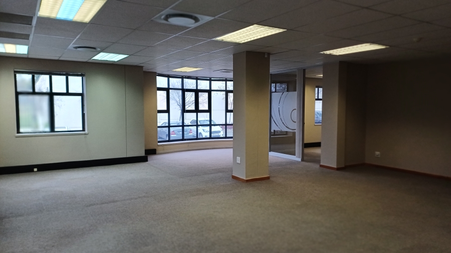 To Let Commercial Property for Rent in Wierda Valley Gauteng