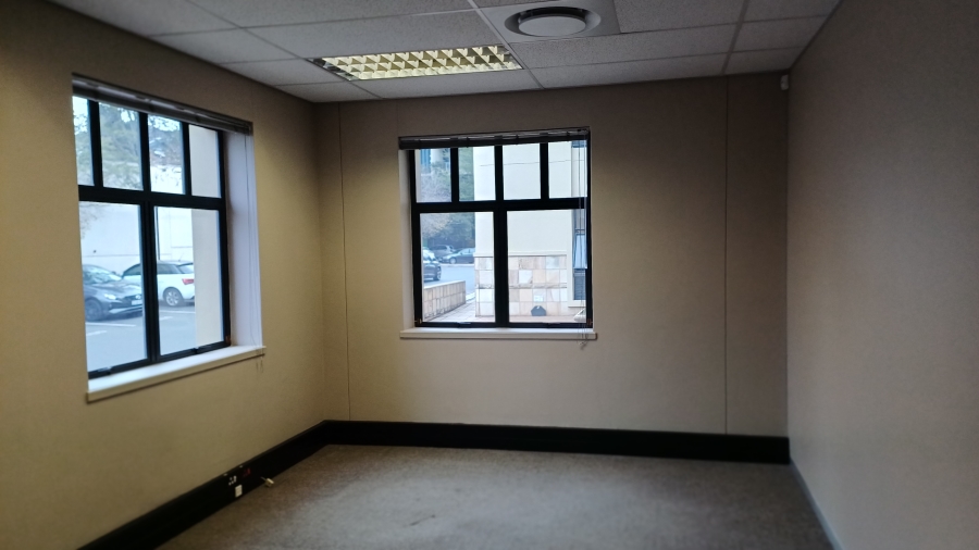 To Let Commercial Property for Rent in Wierda Valley Gauteng