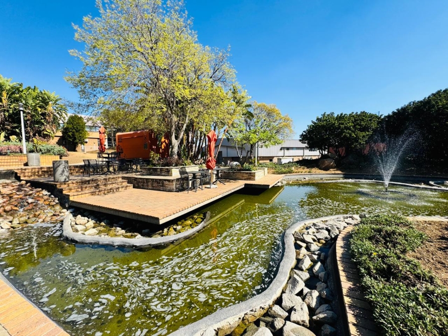 To Let Commercial Property for Rent in Halfway House Gauteng