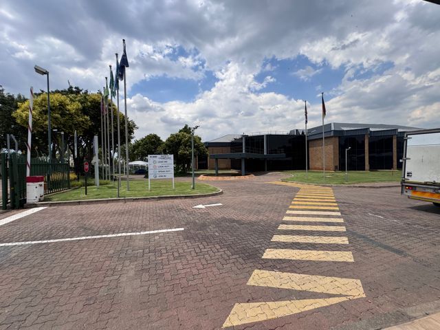 Commercial Property for Sale in Randjespark Gauteng