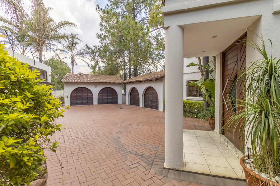 6 Bedroom Property for Sale in River Club Gauteng