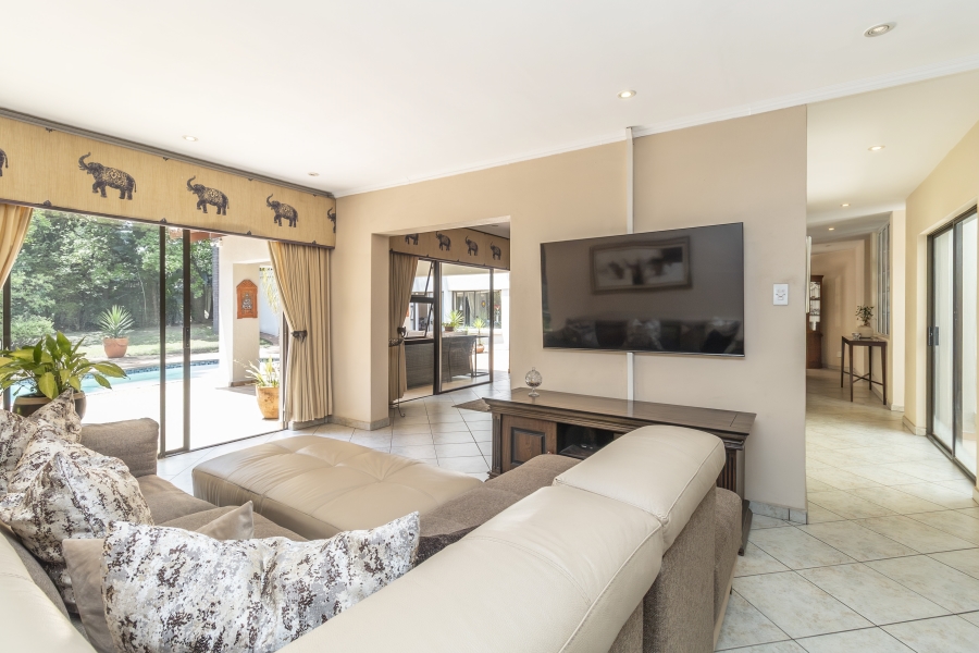 6 Bedroom Property for Sale in River Club Gauteng