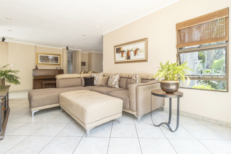 6 Bedroom Property for Sale in River Club Gauteng