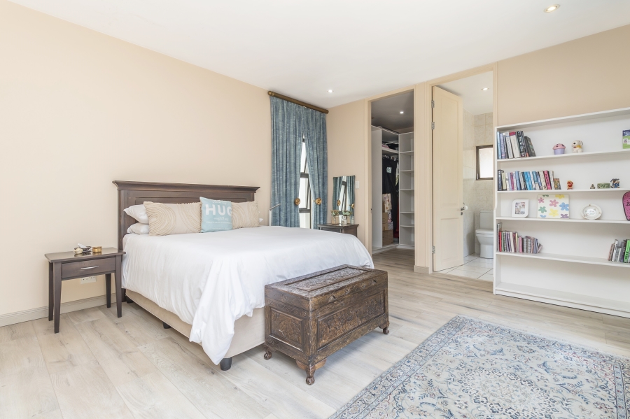 6 Bedroom Property for Sale in River Club Gauteng
