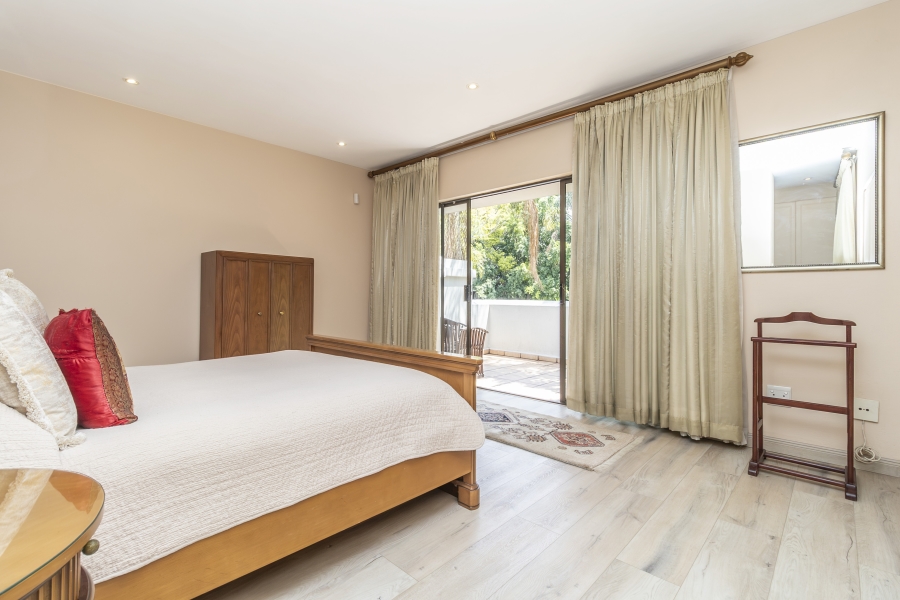 6 Bedroom Property for Sale in River Club Gauteng
