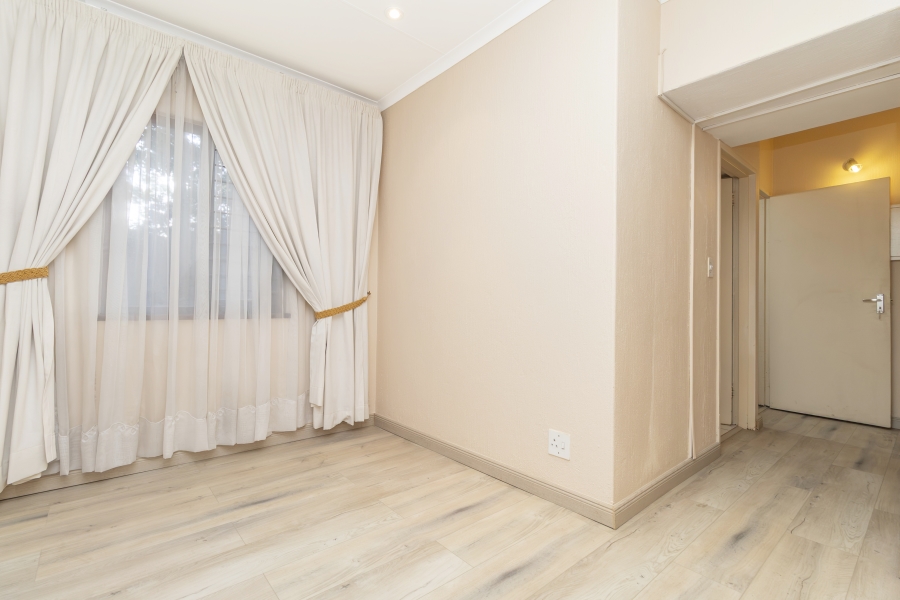 6 Bedroom Property for Sale in River Club Gauteng