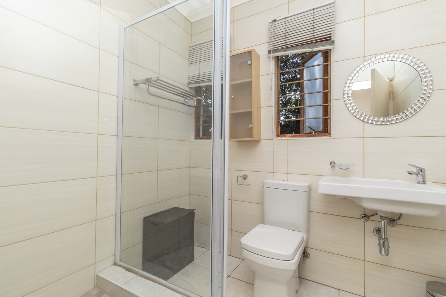 6 Bedroom Property for Sale in River Club Gauteng