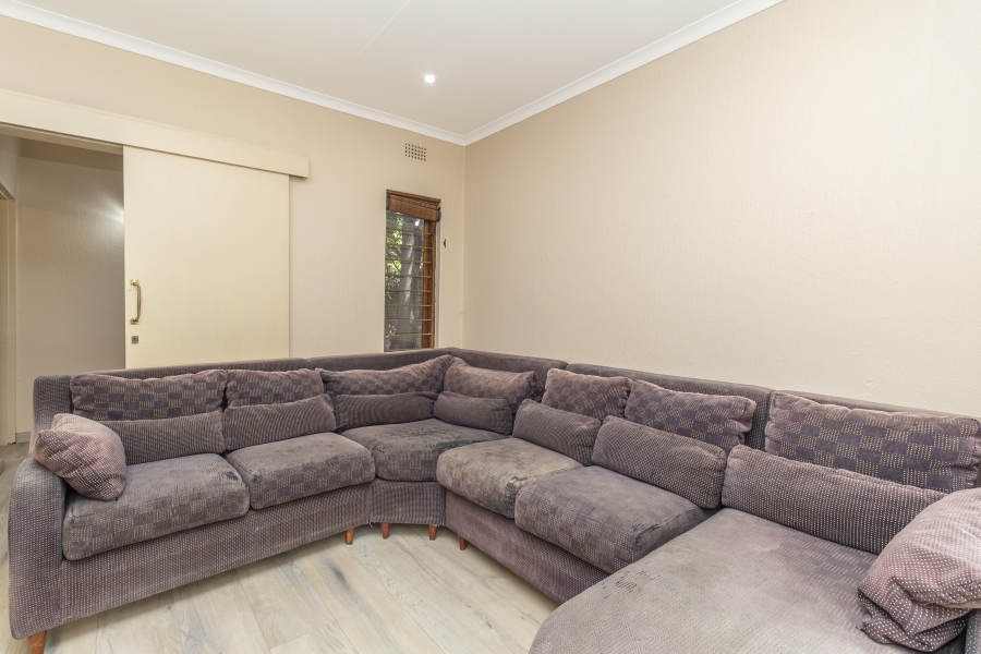 6 Bedroom Property for Sale in River Club Gauteng