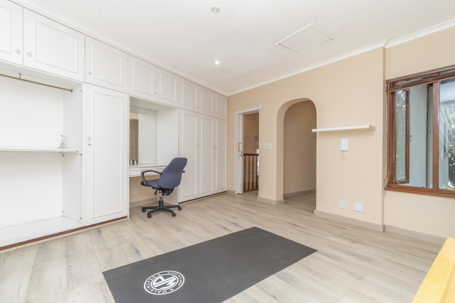 6 Bedroom Property for Sale in River Club Gauteng