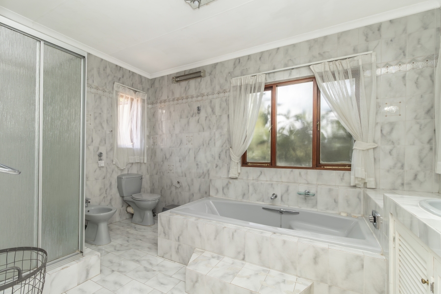 6 Bedroom Property for Sale in River Club Gauteng