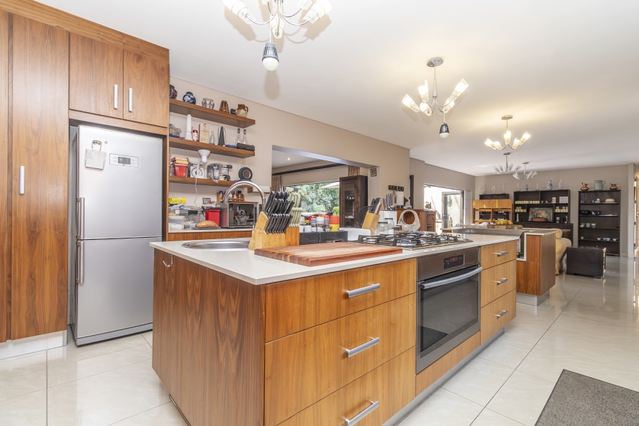 5 Bedroom Property for Sale in Bryanston Gauteng