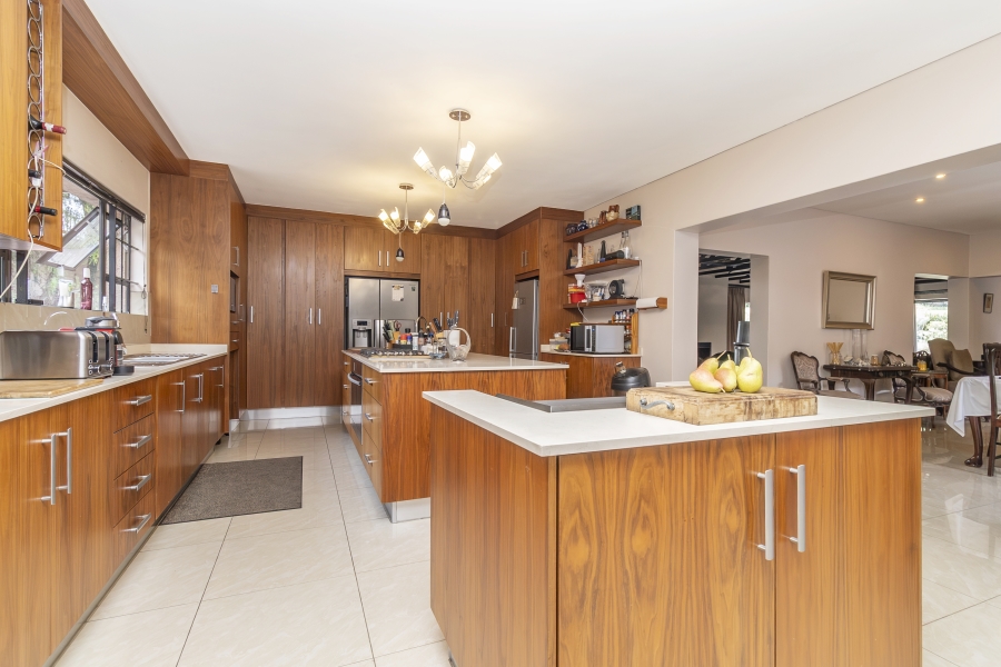 5 Bedroom Property for Sale in Bryanston Gauteng