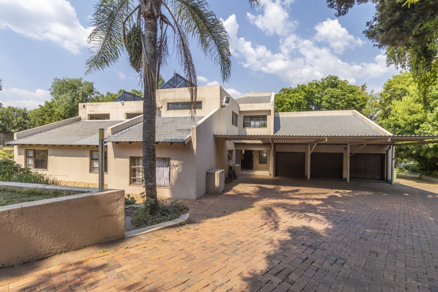 5 Bedroom Property for Sale in Bryanston Gauteng