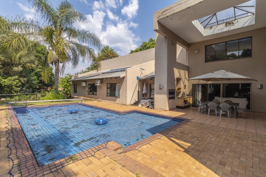 5 Bedroom Property for Sale in Bryanston Gauteng